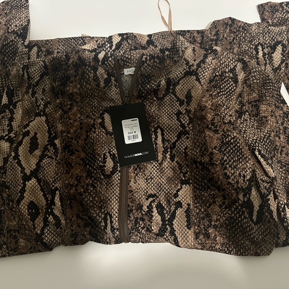 Brand New‼️ Fashion Nova Doing My Own Thing Jumpsuit - Picture 4 of 4